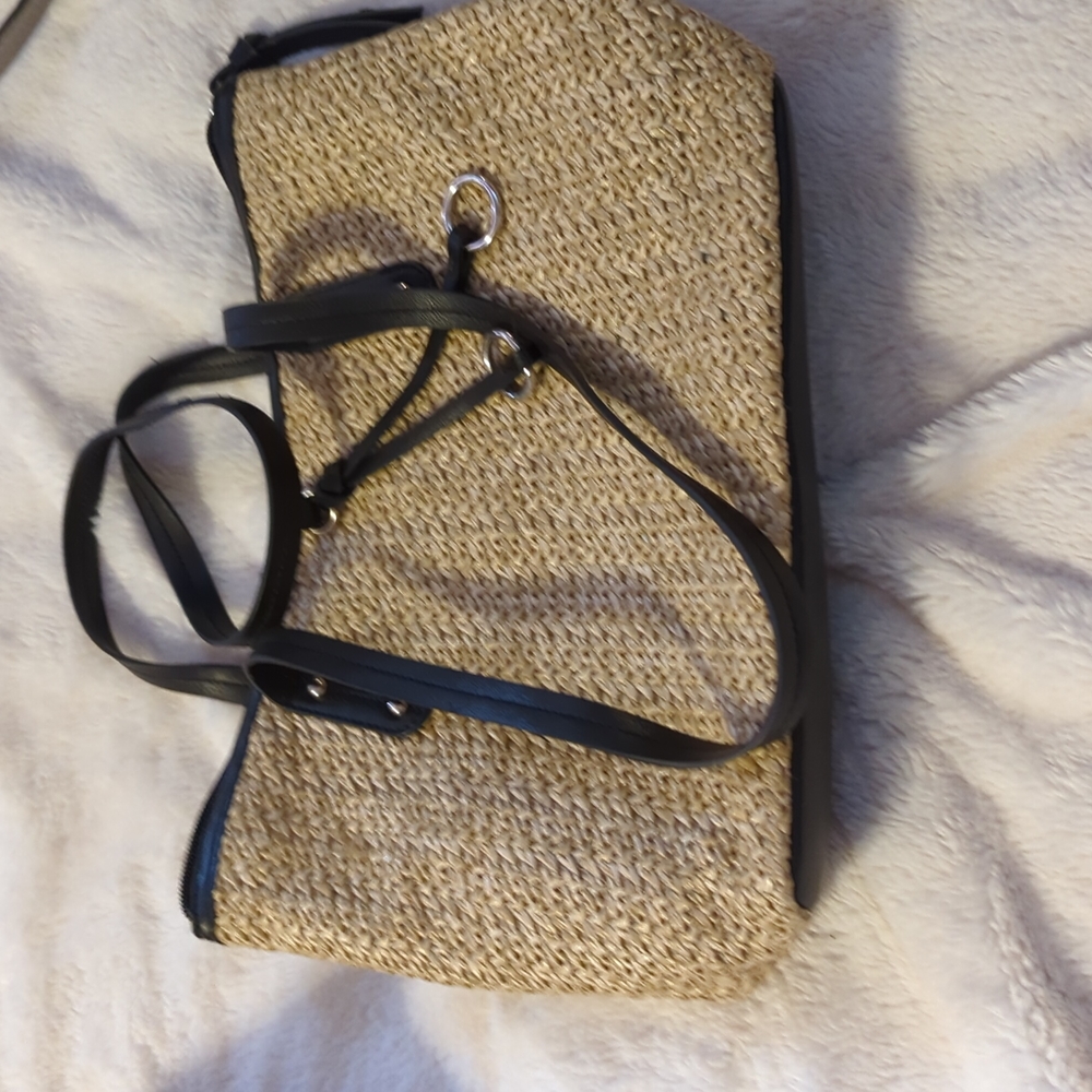 Purses - Picture 2 of 4